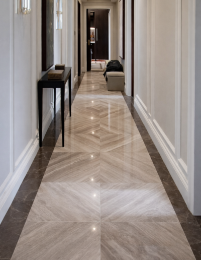 Filleto White marble floor in diamond vein-matched pattern installed in Marylebone London by Marble Bros LTD